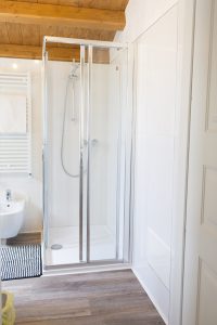 dettaglio bagno appartamento 4