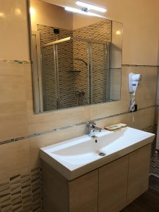 dettaglio bagno appartamento 6